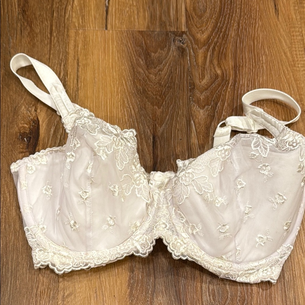 BALI Off White Lace 3460 Desire Semi Demi Underwire Bra Full Support (Size:36DD)